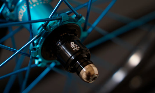 Grade 315c - MX 29/27" - Wheelset - Turquoise Hub - Turquoise Spokes - 20x110 Boost - 12x150 - XD